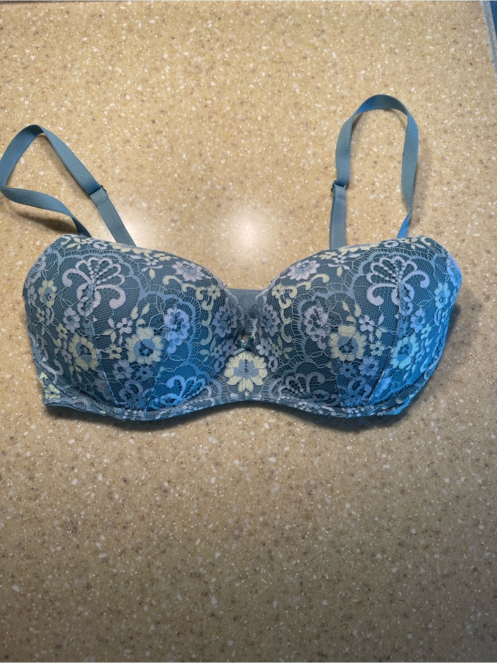 VS wireless bra 32DD(E)